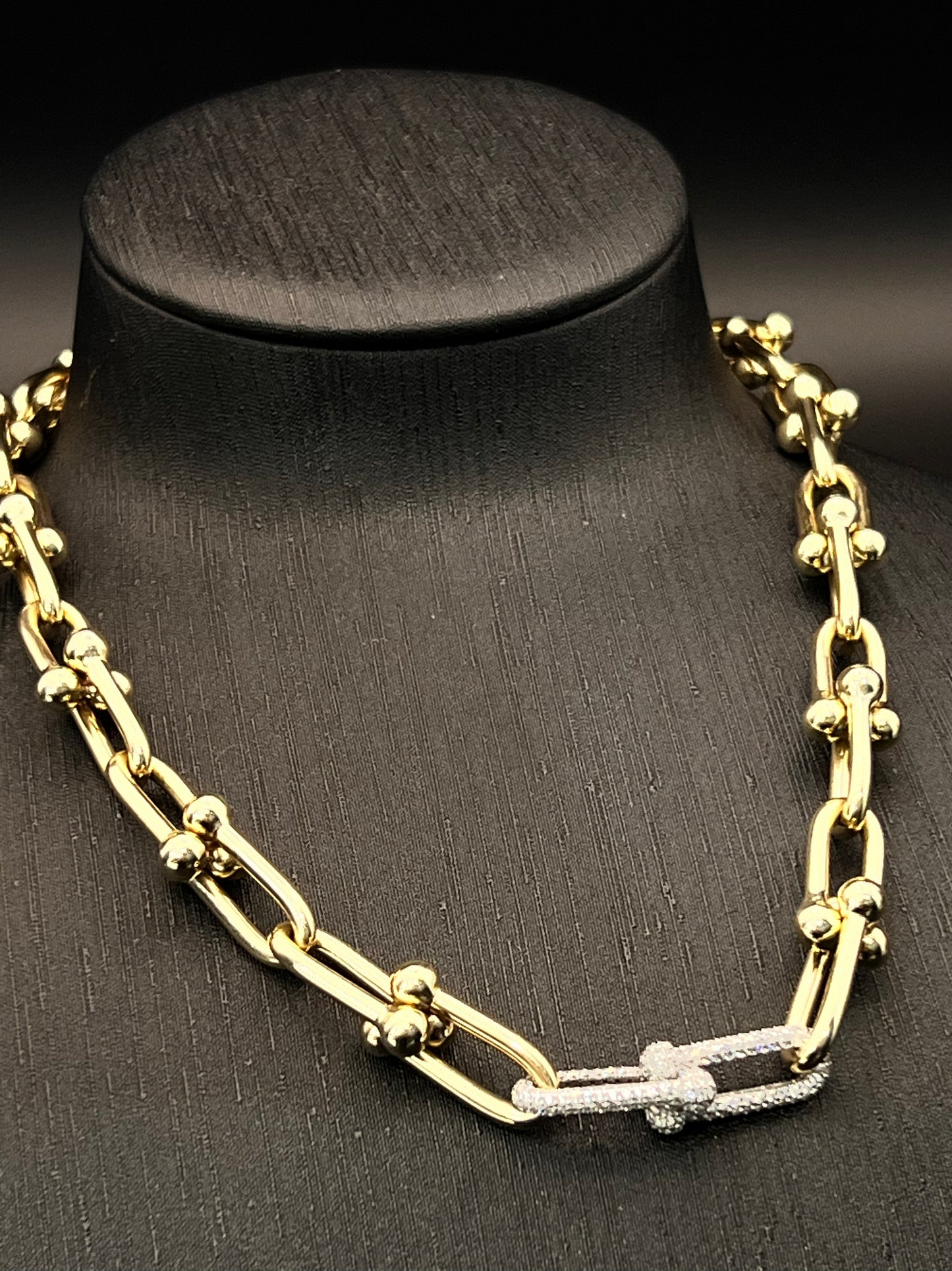 Fancy Hollow Women's Necklace CZ