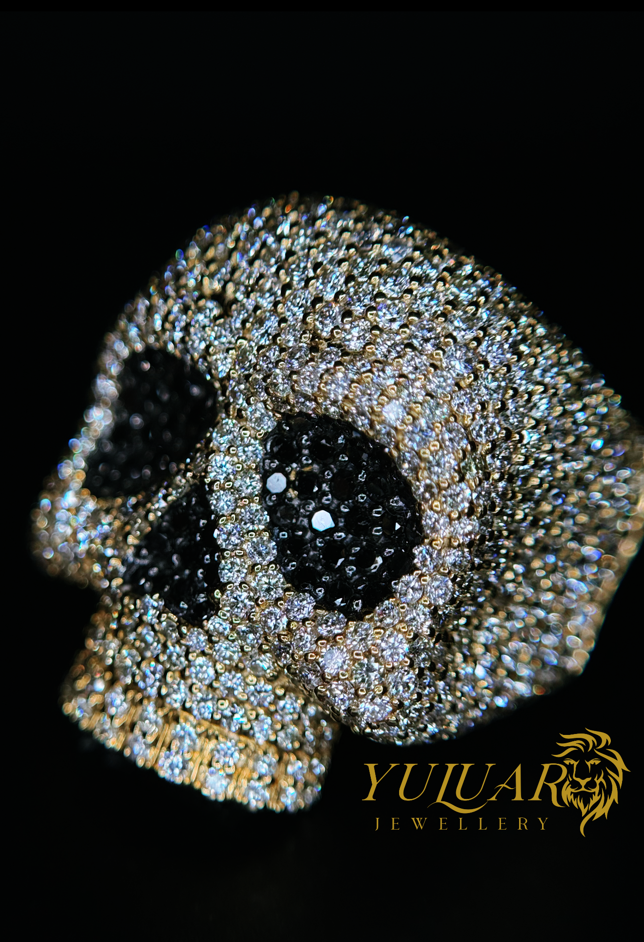 3.35 CT TW Natural Diamond Men's Skull Ring in 10K (VS)