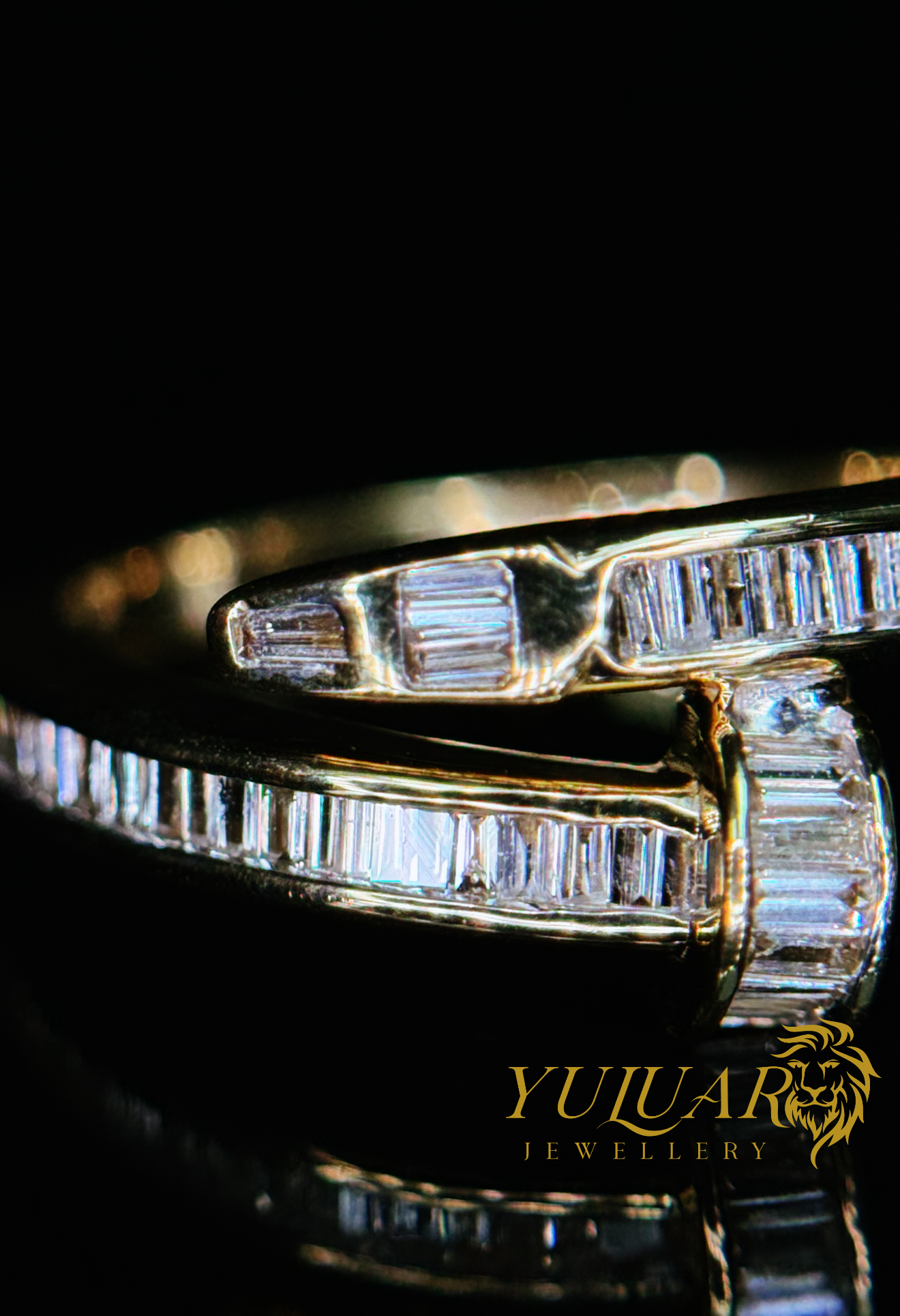 0.58 CT TW BAGUETTE NATURAL DIAMOND CUT FANCY RING IN 10K YELLOW GOLD