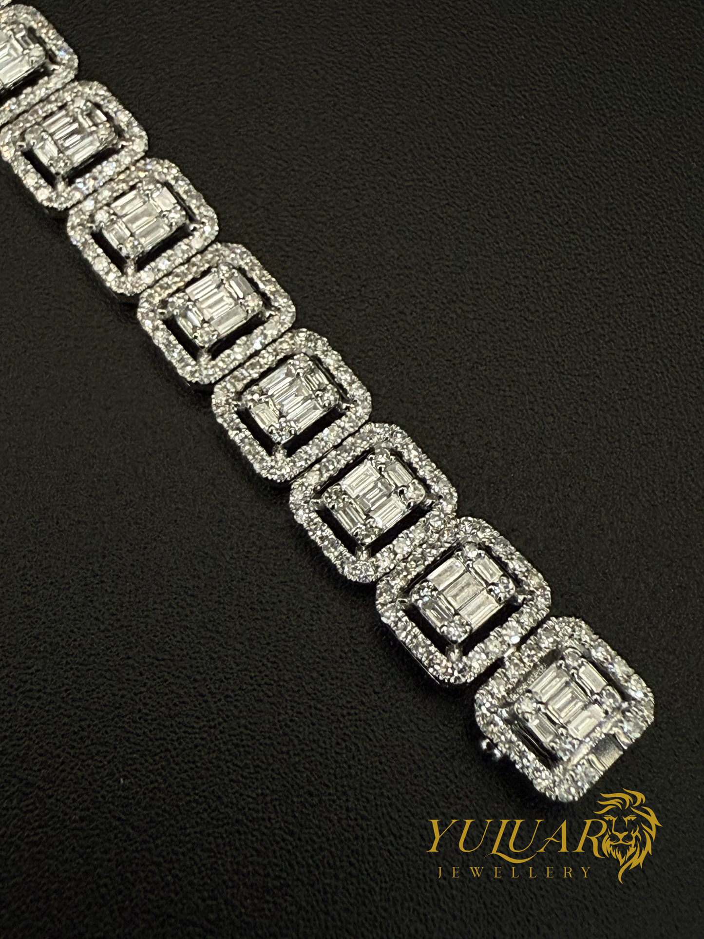Baguette Natural Diamond Link Bracelet 3.03 Carats