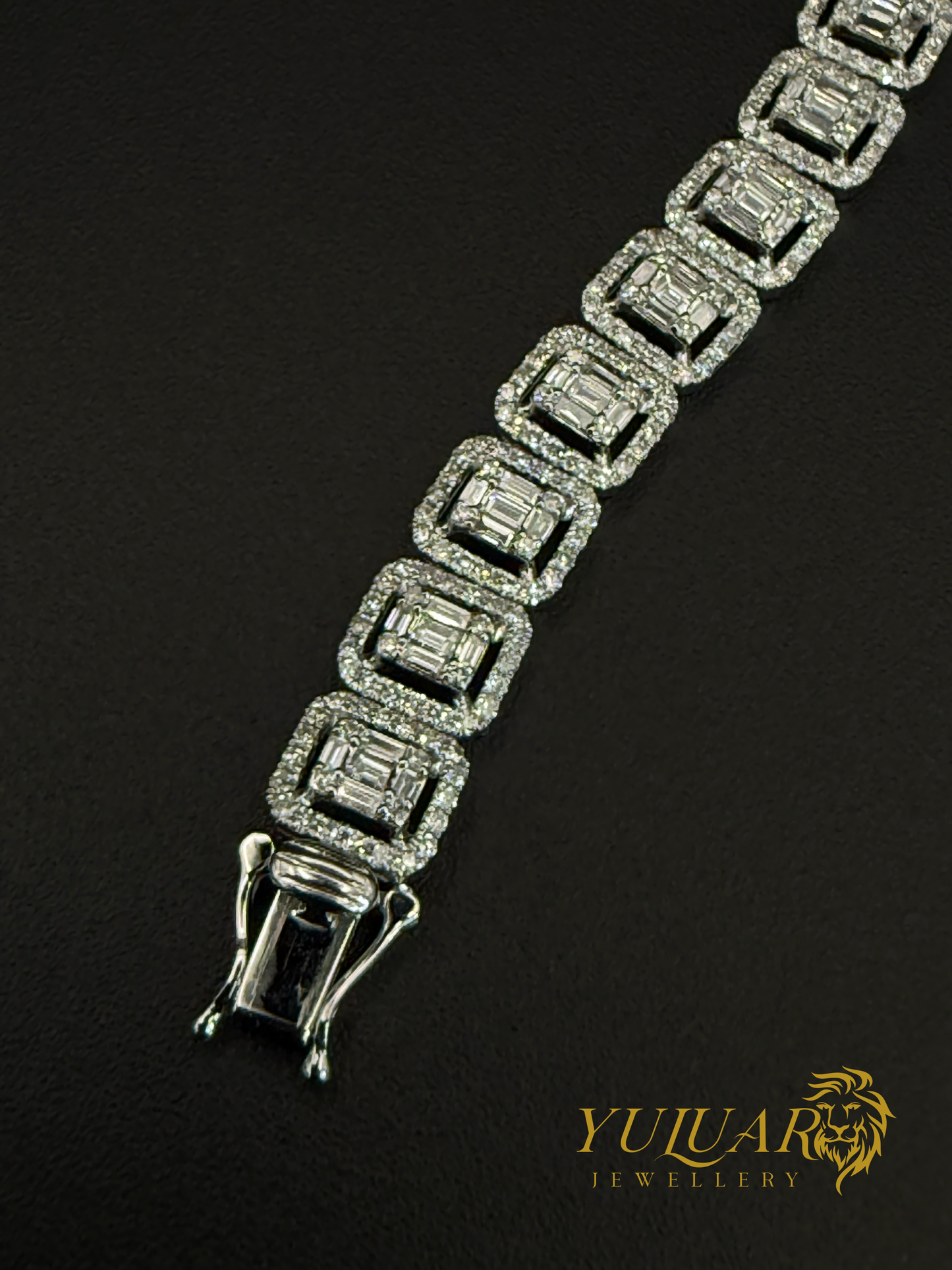 Baguette Natural Diamond Link Bracelet 3.03 Carats