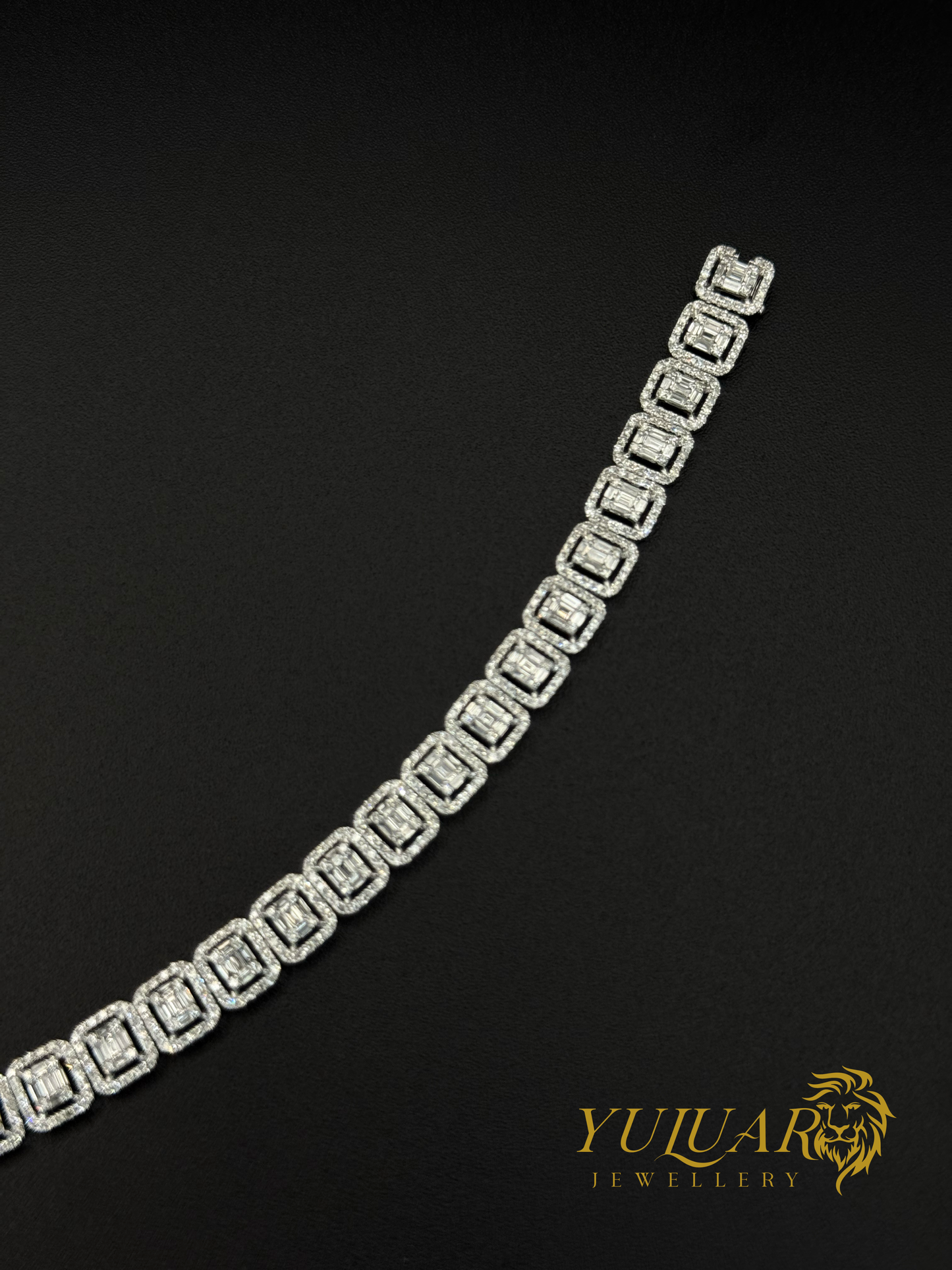 Baguette Natural Diamond Link Bracelet 3.03 Carats
