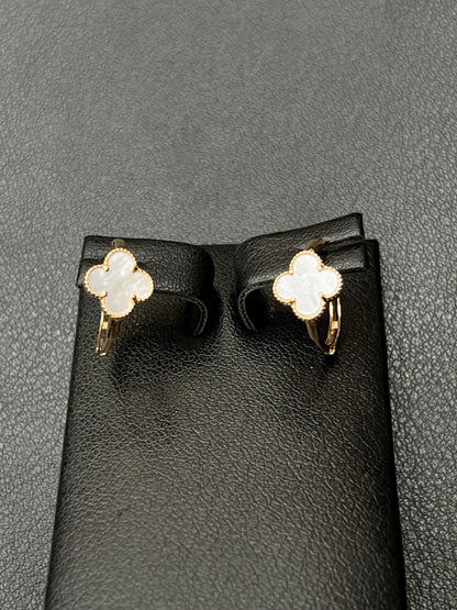 Fancy Women's VC Pearl Earrings