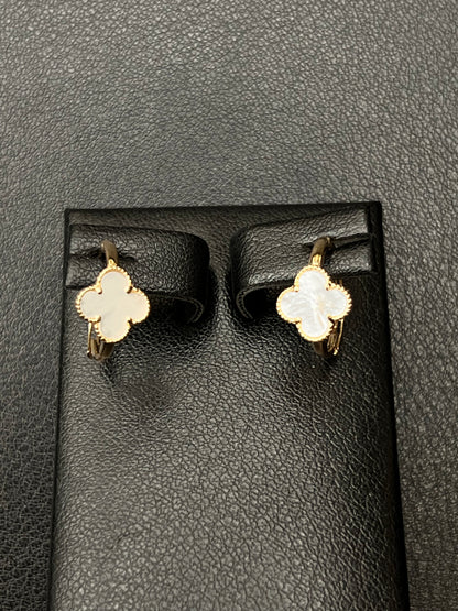 Fancy Women's VC Pearl Earrings