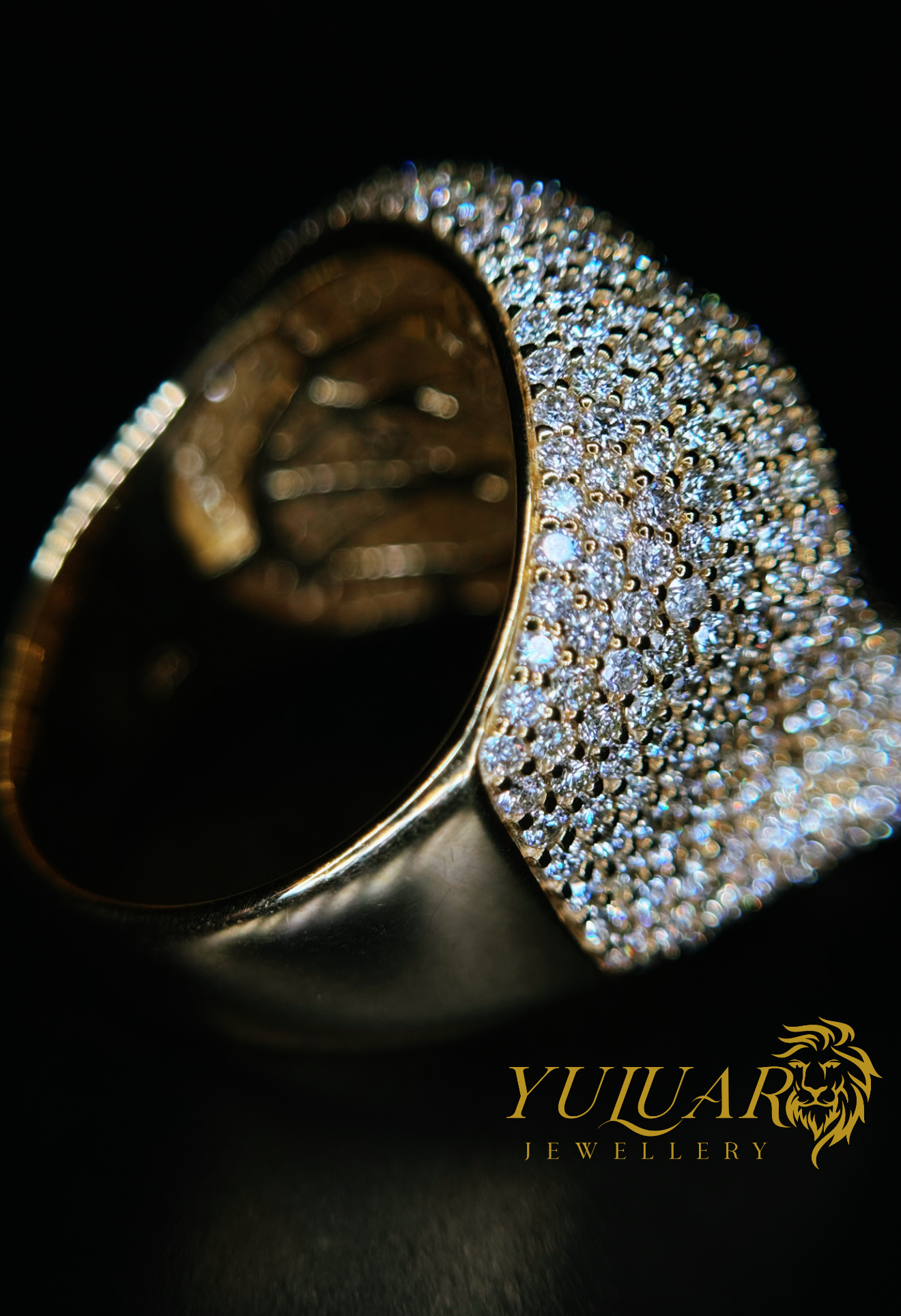 3.35 CT TW Natural Diamond Men's Skull Ring in 10K (VS)