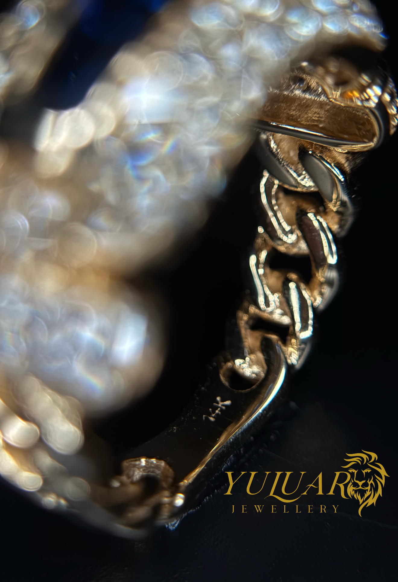 2.85 CT TW NATURAL DIAMOND AND SAPPHIRE MEN'S BAND RING IN 14K (VS)