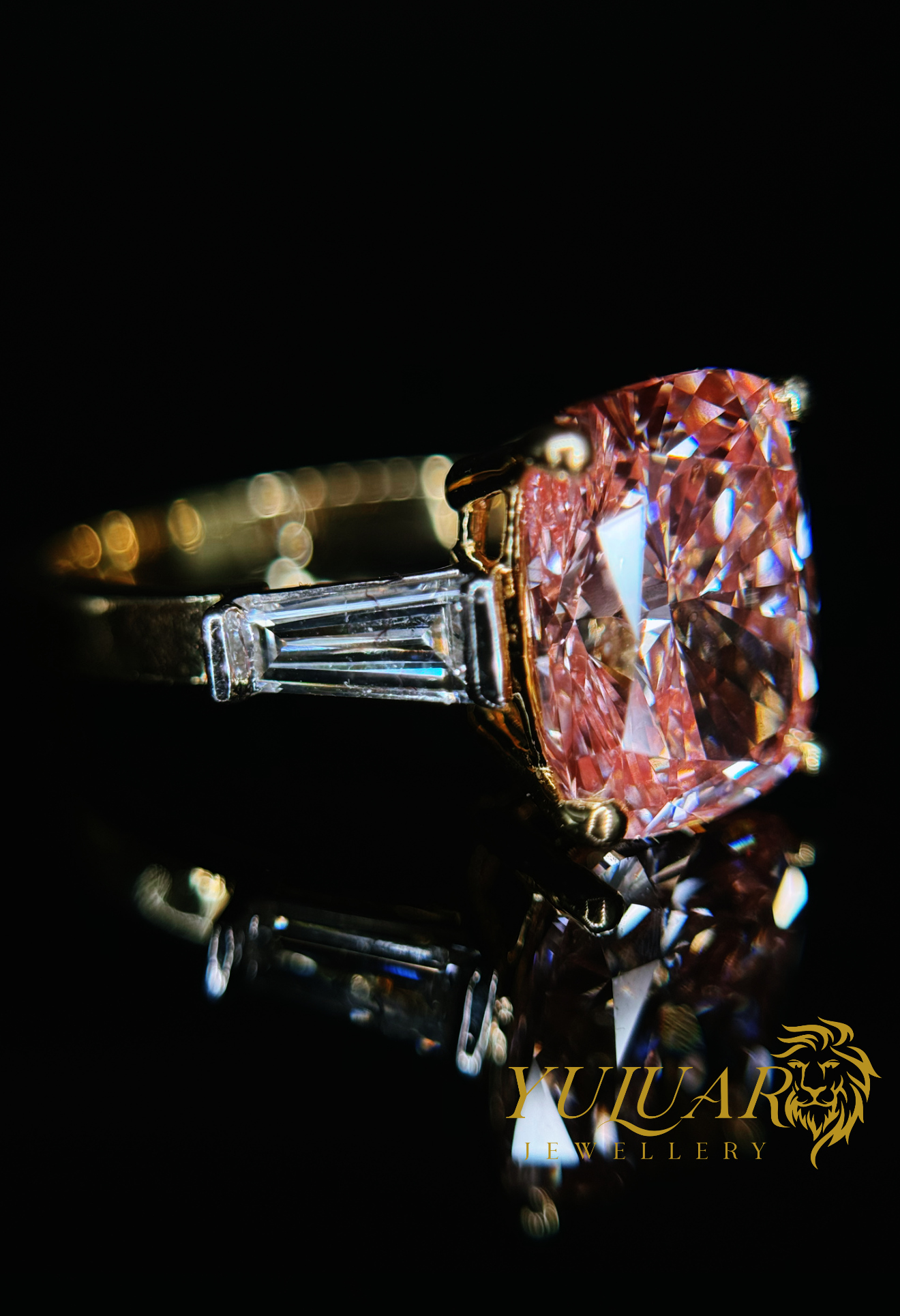 4.56 CT TW ELONGATED CUSHION  LAB-GROWN PINK DIAMOND ENGAGEMENT RING IN 14K YELLOW GOLD (G-H/VS)