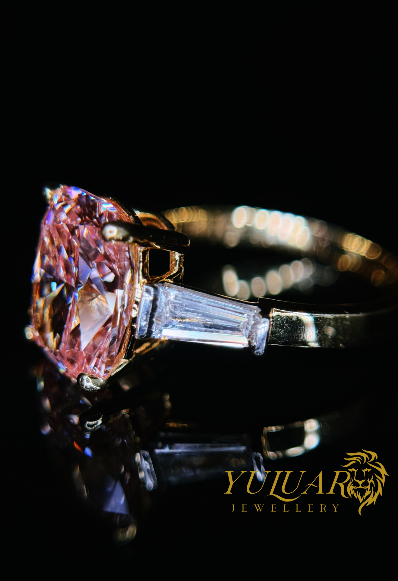 4.56 CT TW ELONGATED CUSHION  LAB-GROWN PINK DIAMOND ENGAGEMENT RING IN 14K YELLOW GOLD (G-H/VS)