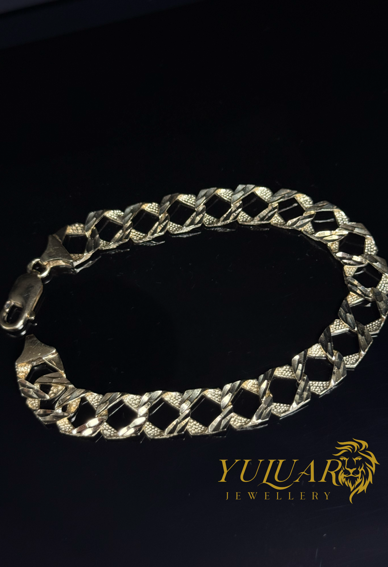 10K OPEN CURB DIAMOND CUT LINK BRACELET 10MM