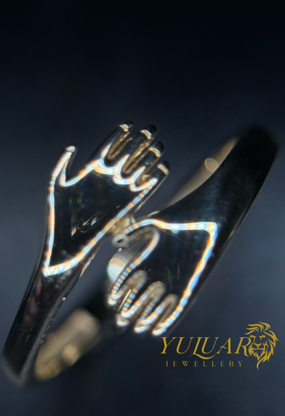 14K Hug Ring