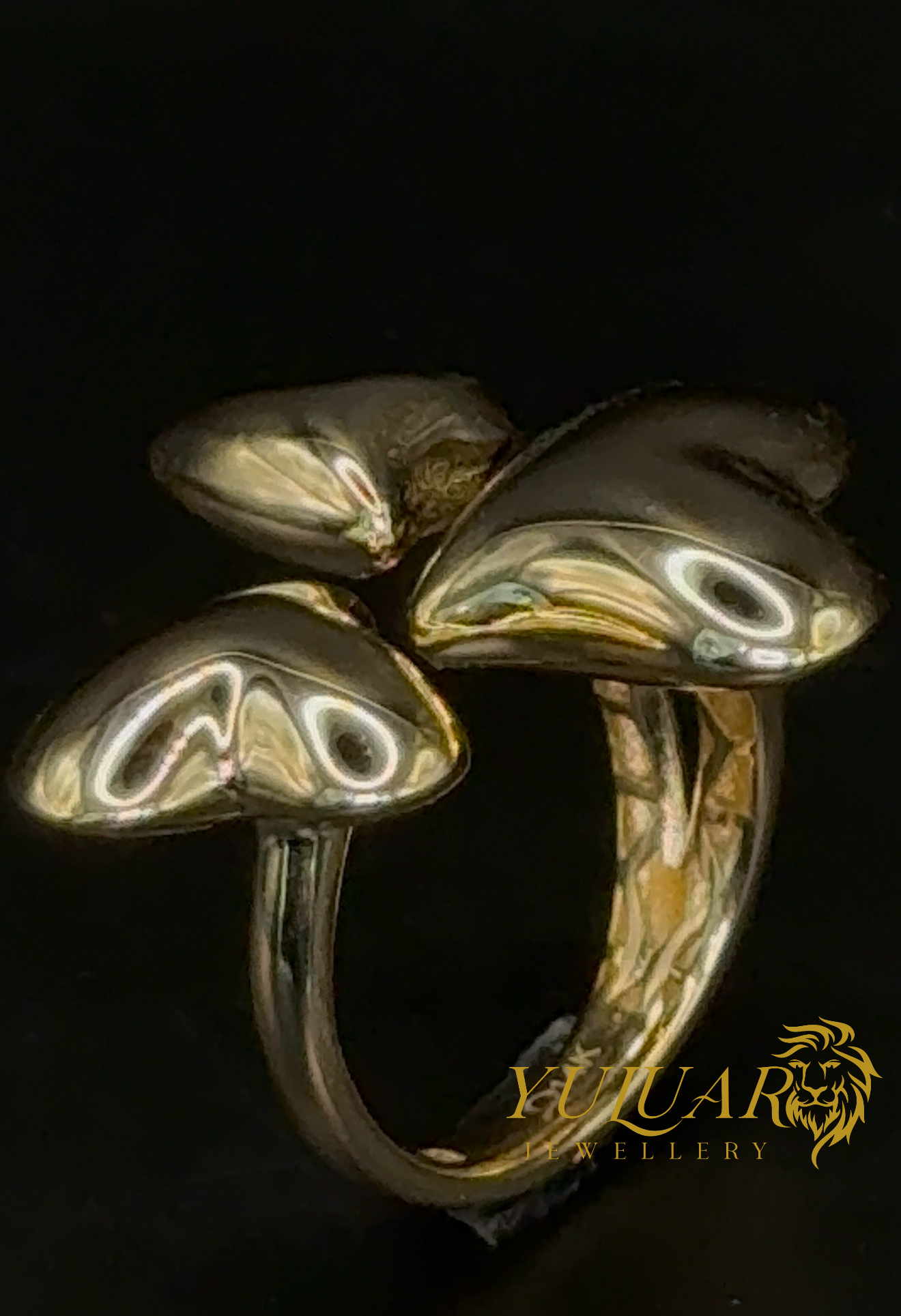 14K Women's Hearts Ring