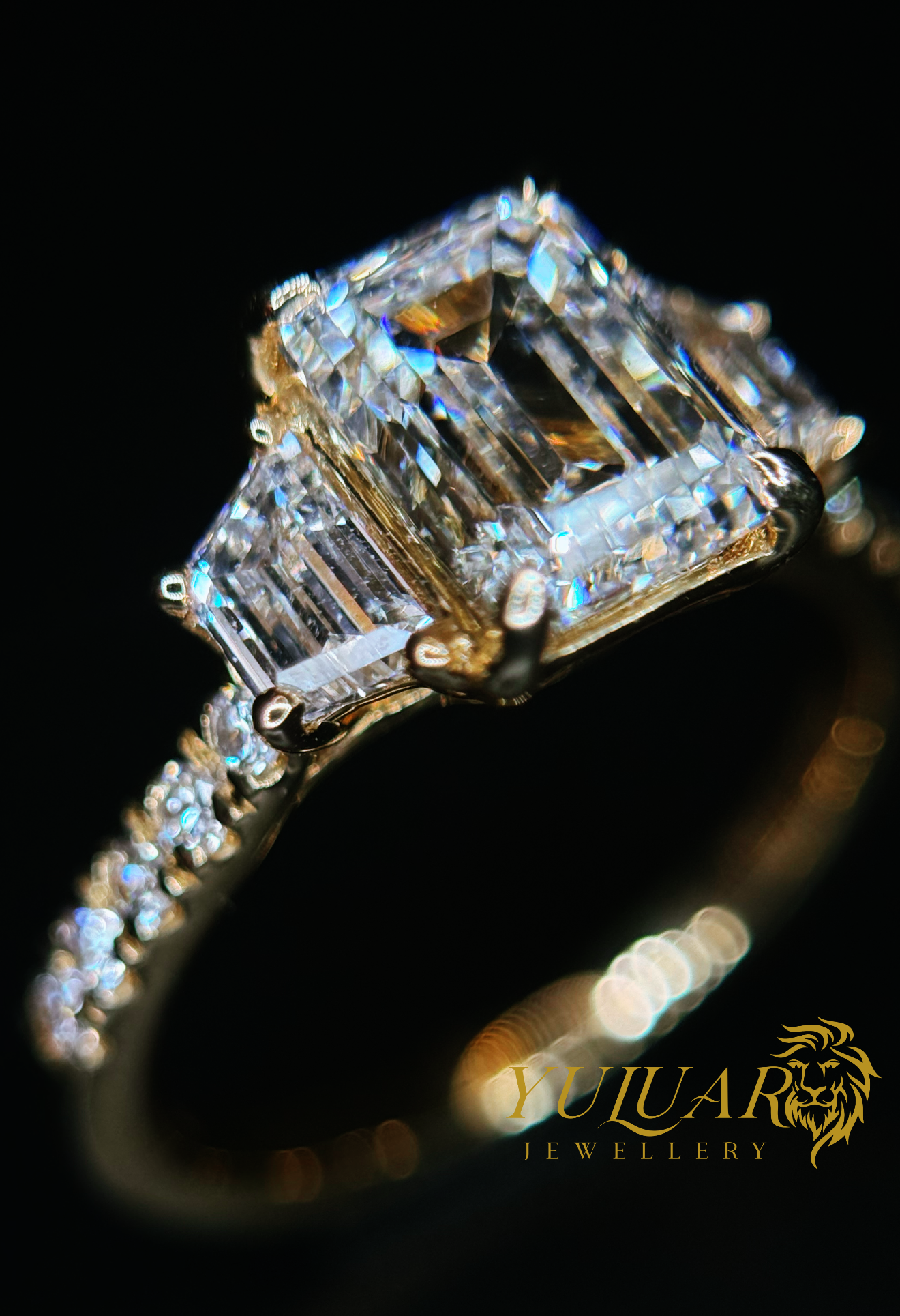 2.92 CT TW EMERALD CERTIFIED LAB-GROWN DIAMOND ENGAGEMENT RING IN 14K YELLOW GOLD (H/VS)