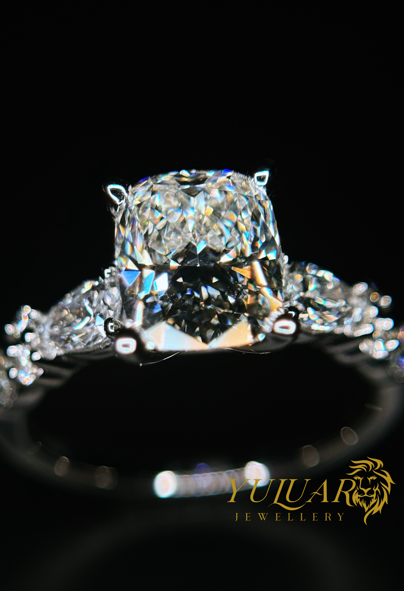 2.85 CT TW CUSHION BRILLIANT CERTIFIED LAB-GROWN DIAMOND ENGAGEMENT RING IN 14K WHITE GOLD (H/VS)