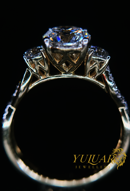 2.04 CT TW ROUND BRILLIANT CERTIFIED LAB-GROWN DIAMOND ENGAGEMENT RING IN 14K YELLOW GOLD (G-H/VS)